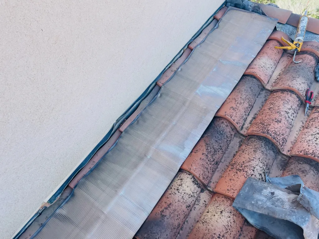 Rénovation de Solin de toiture à Simiane-Collongue 13109