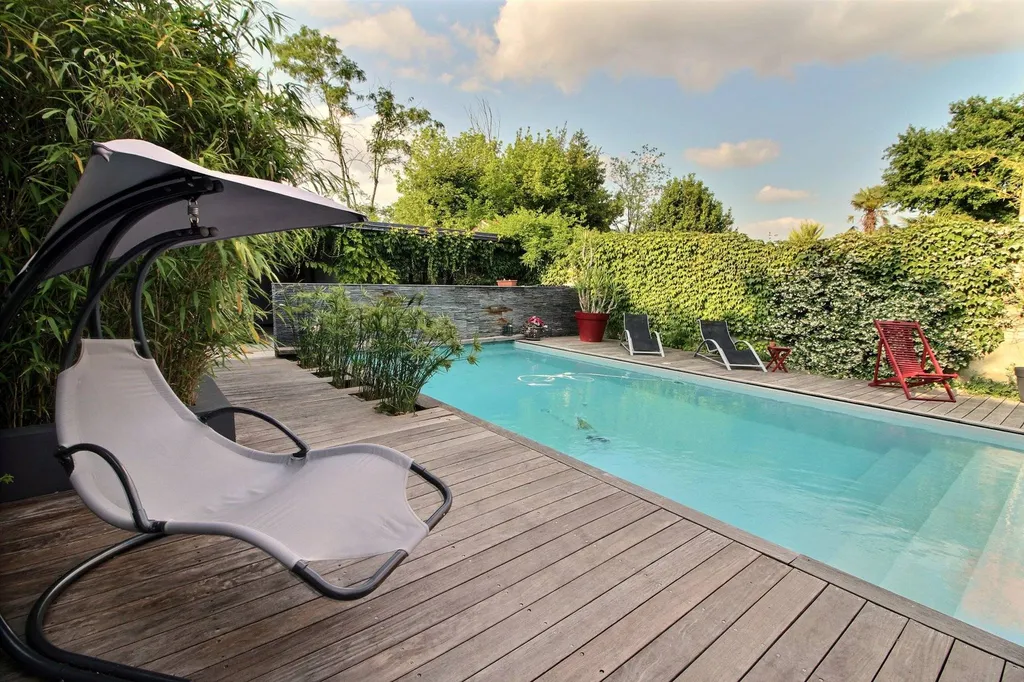 recherche maison familiale avec piscine à vendre pessac