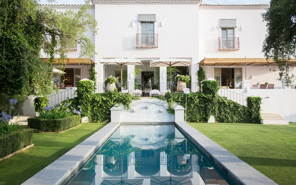 Infinita contracta paucos iungeretur ex