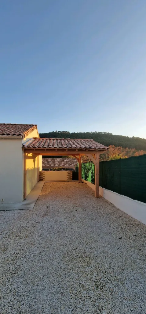 Conception d'un Carport bois adossé au Castellet Var 83