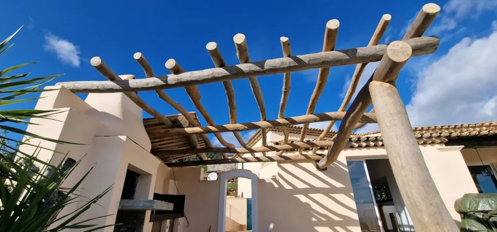 Pergola bois flotté Cavalaire sur Mer Var 83
