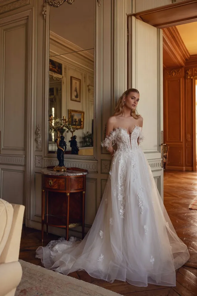 Robe de mariée princesse volumineuse à Marseille centre-ville 13001