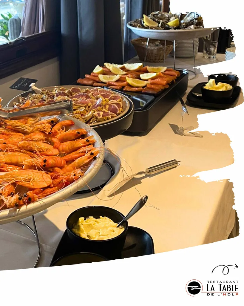 Le dimanche 25 mai c'est la fête des mères, le Restaurant La table de l'HDLP de Bormes Les Mimosas met les petits plats dans les grands.