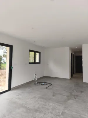 Peinture par protection airless dans une maison neuve entre ROUEN et ÉVREUX 