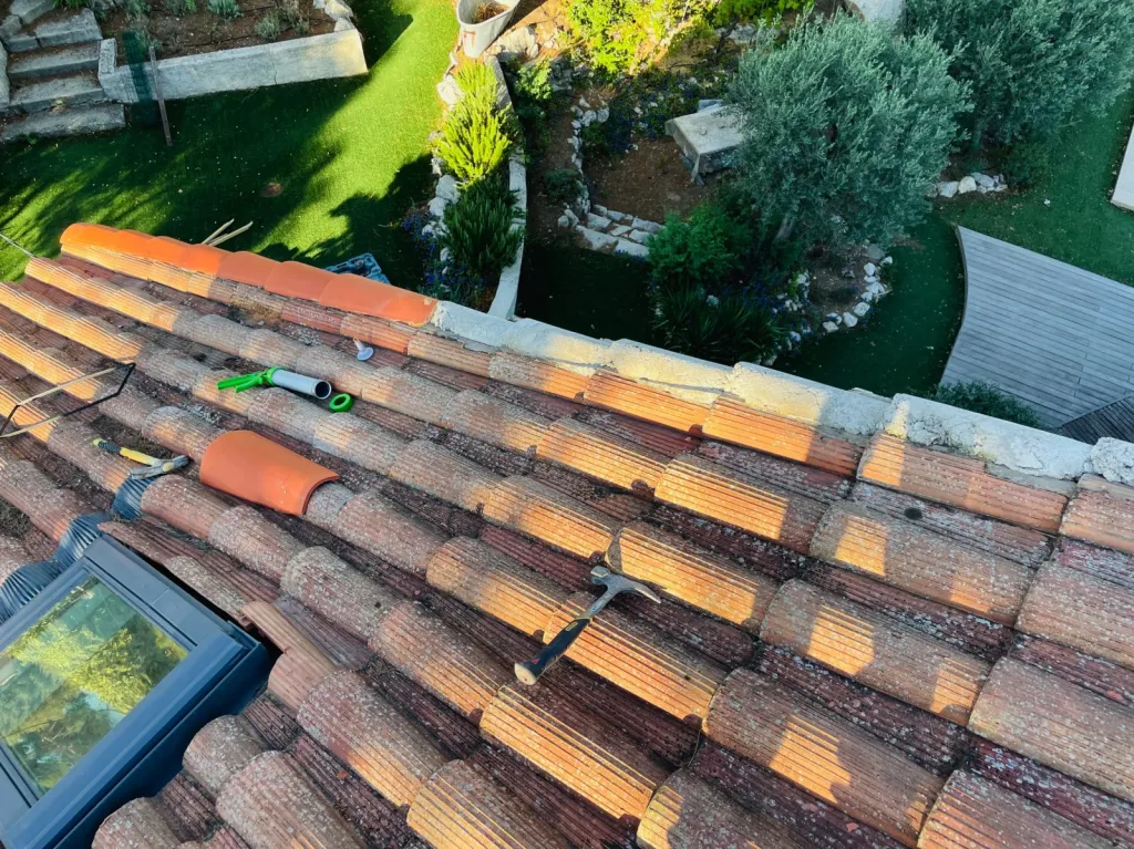 Rénovation d’une toiture de maison sur Bouc Bel Air 13320 près de Aix en Provence