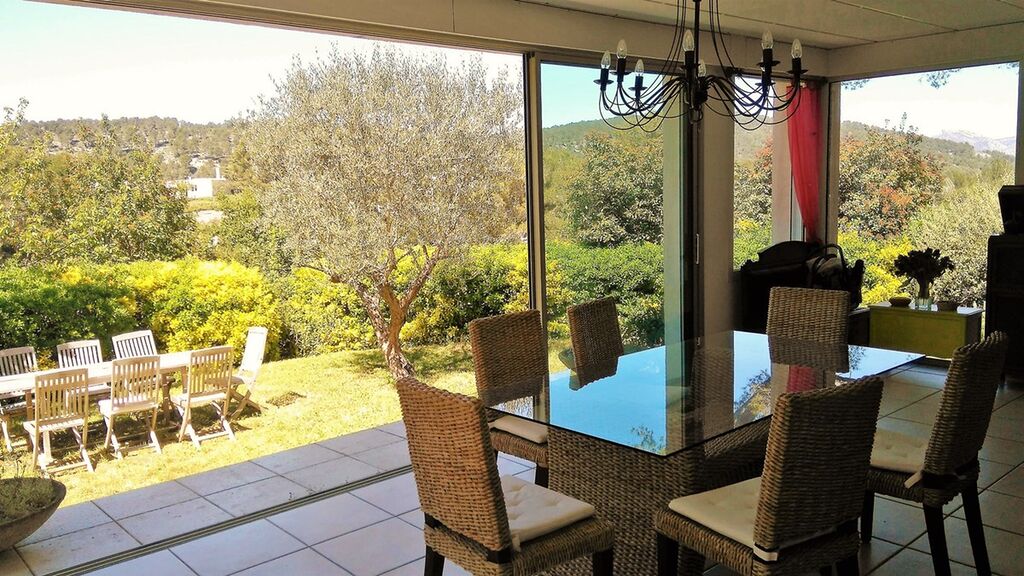 vente villa T7 carnoux