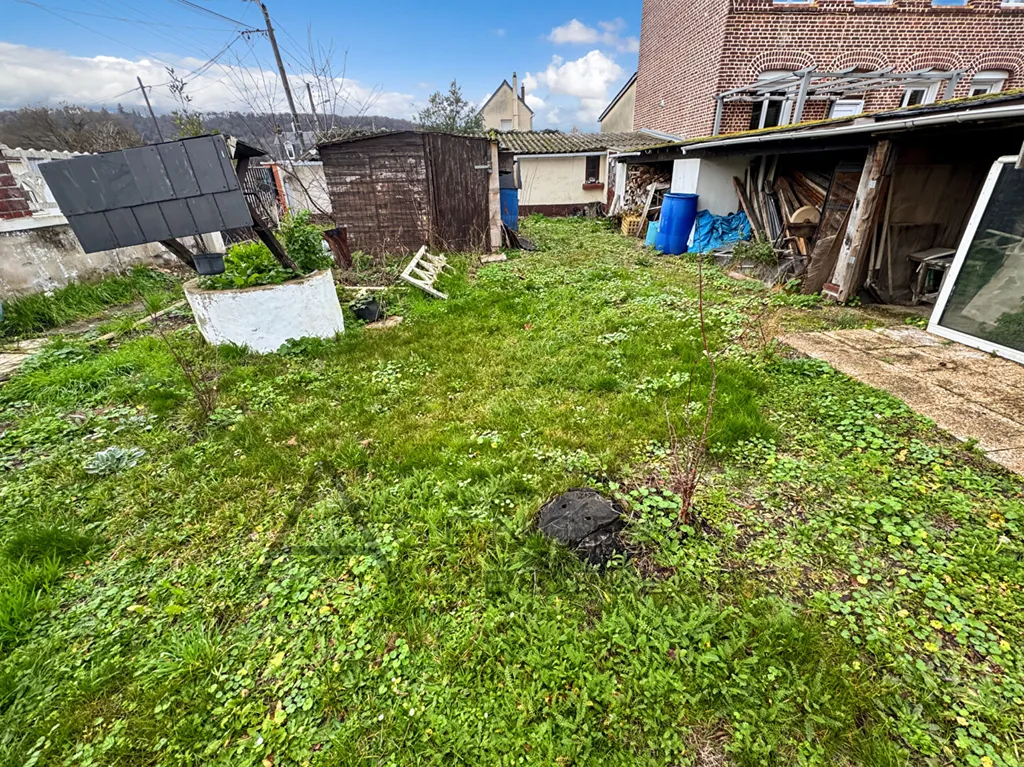 A vendre maison ancienne à rénover 78 m² sur un terrain de 472 m² sur la commune de Saint-Aubin-les-Elbeuf 76410