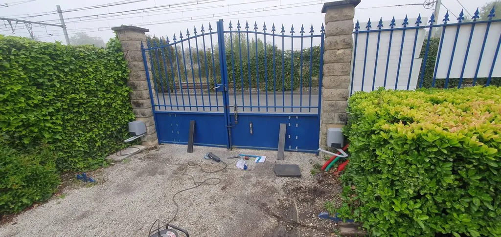 Motorisation de portail par un professionnel à Pessac