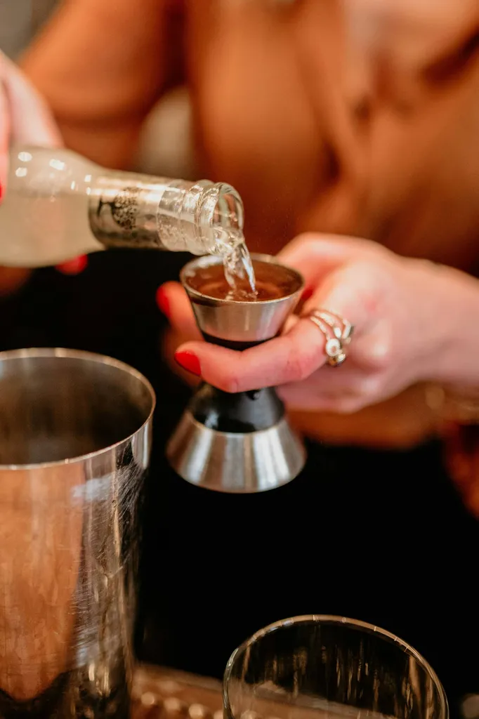 Réaliser un atelier cocktail entre amies pour un événement privé à Lyon 