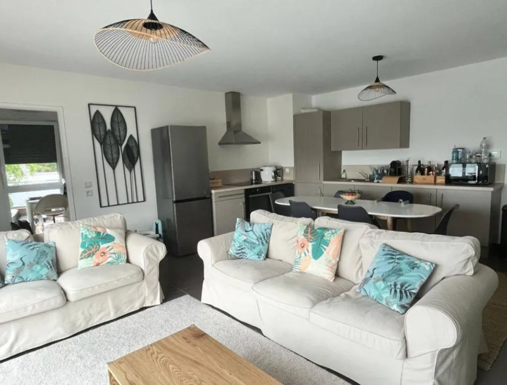 Très bel appartement de type f4 en location de 83.14m², situé rue du champ des oiseaux à Rouen, 1290€ charges comprises