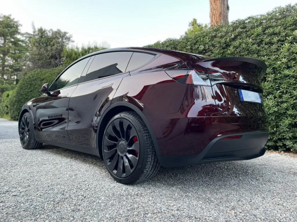 Protection XPEL PPF tesla Y Midnight Cherry Red à Antibes sur la Côte d’Azur 