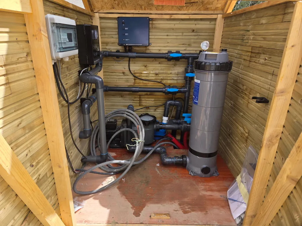 PISCINE AU CAP-FERRET: Quel débit de pompe choisir pour une piscine (m³/h) selon le volume du bassin pour garantir une filtration efficace et durable ?