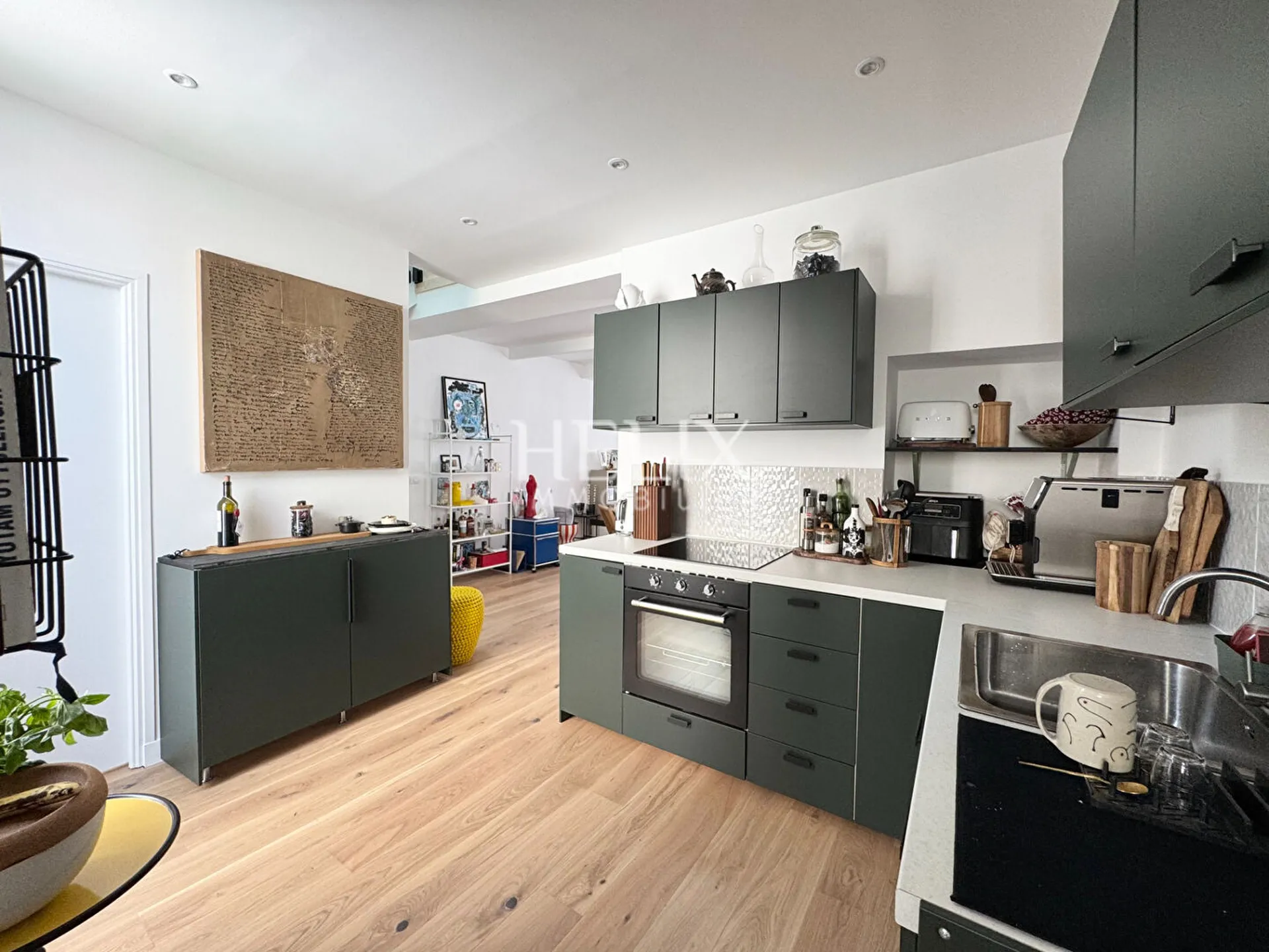 A vendre maison de ville de 155 M² environ avec une terrasse à Saint-Germain-en-Laye, commerces, écoles et lycées de renoms, à 7 minutes à pied du RER A