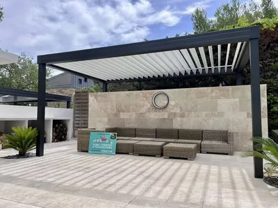 Pergola bioclimatique Nîmes