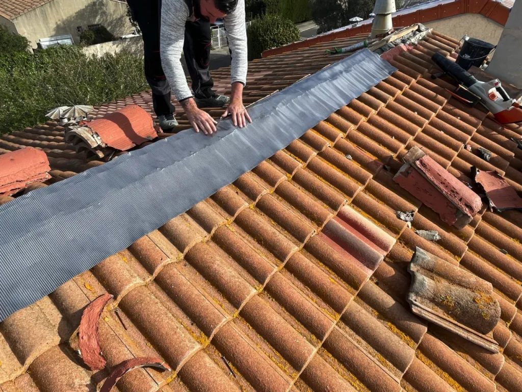 Rénovation d’un Faîtage d’une toiture de maison près de Martigues 13500