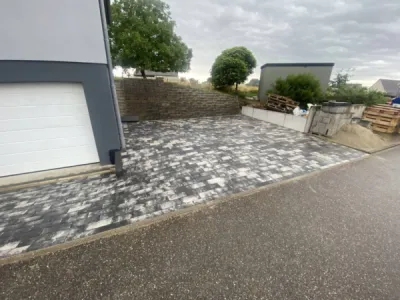 Terrasse d'une maison en pavé pour une maison à Ringeldorf CLK