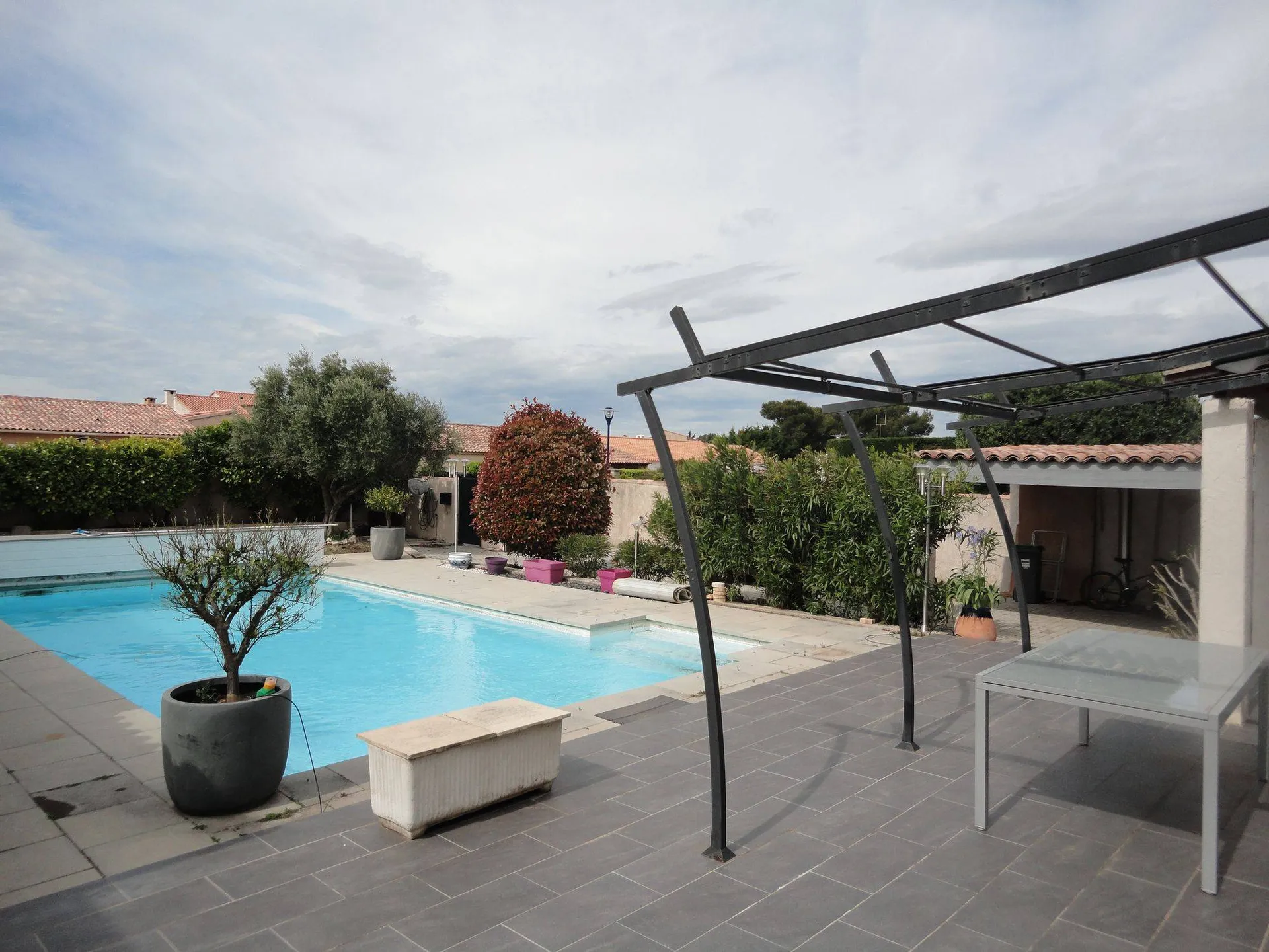 A vendre villa carnoux en provence