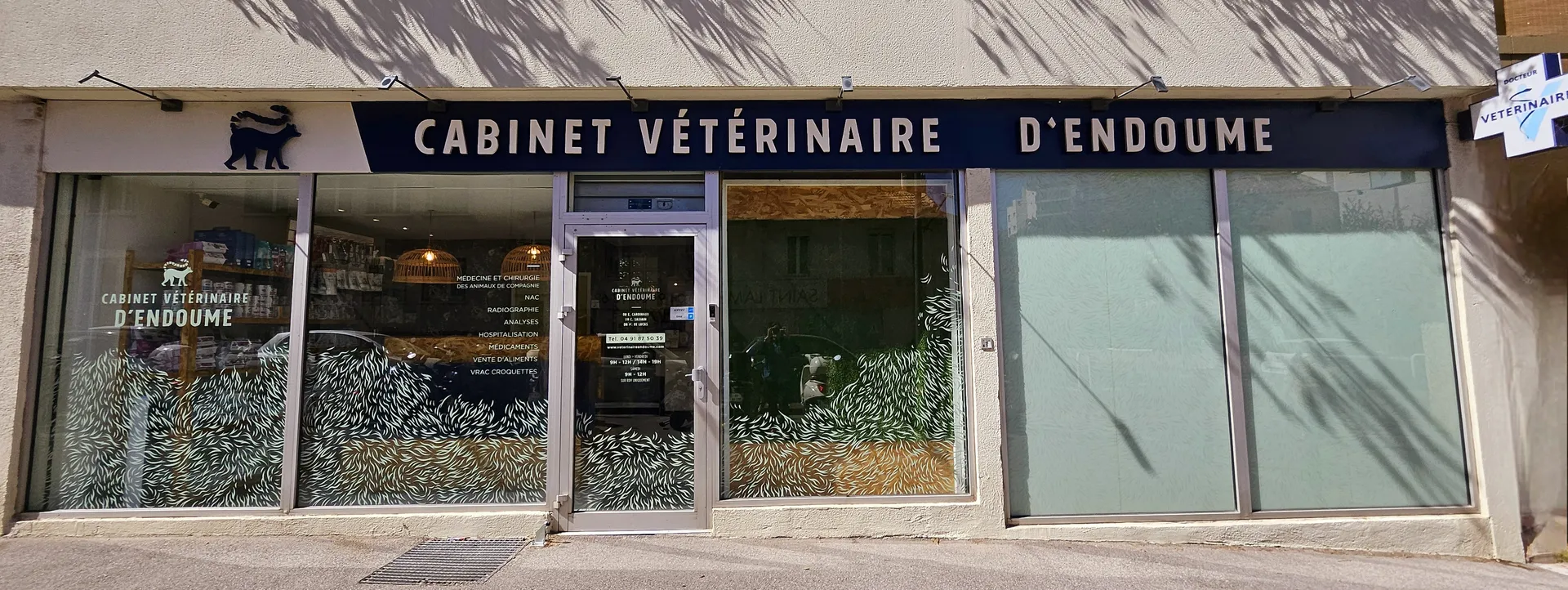 devanture de la clinique vétérinaire d'endoume 13007