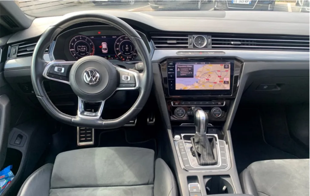 Vente Volkswagen Arteon R-Line 150ch Essence DSG7 près de Rives-En-Seine