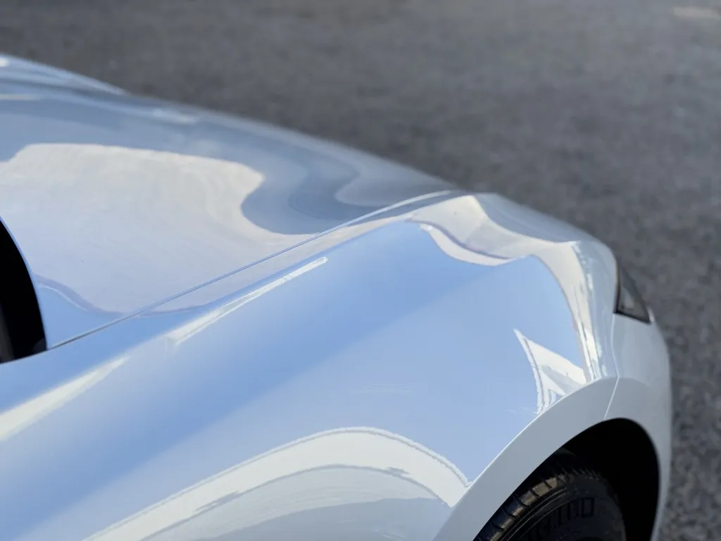 Traitement Céramique sur cette magnifique Tesla model 3 2025 à Carnoux proche de Marseille et d'Aubagne
