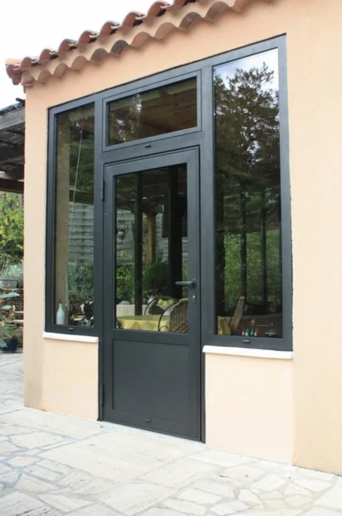 Porte chassis composé noir sablé Faucon