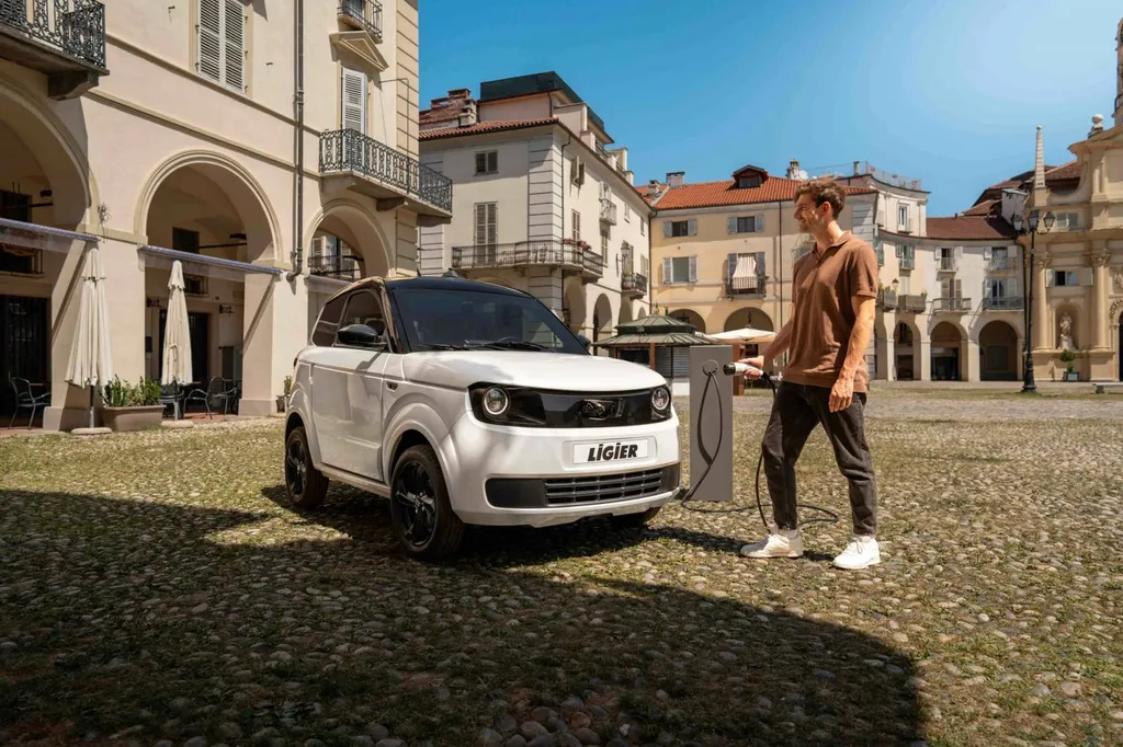 Voiture sans permis Ligier à Vitrolles