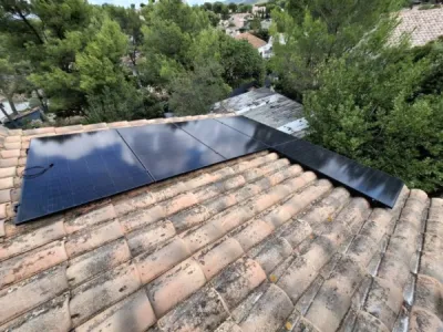 Installation de 14 panneaux solaires Dmegc à Roquefort-la-Bédoule dès 13 900€