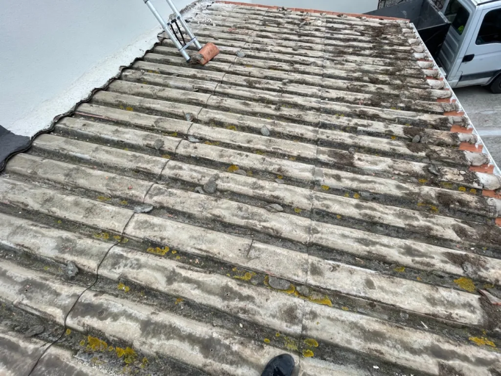 Changement d’une toiture de maison avec isolation sur Sausset les Pins près de Martigues.