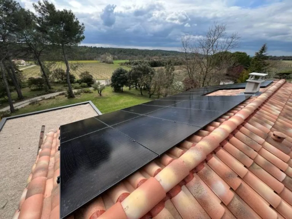 Pose de panneaux solaires sur mesure dès 13 990€ avec Provence Energie Solaire Services à La Ciotat