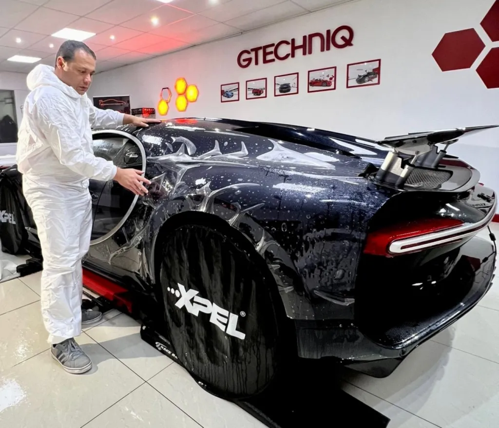 Film de protection carrosserie sur une HYPER CAR !!  Bugatti Chiron
