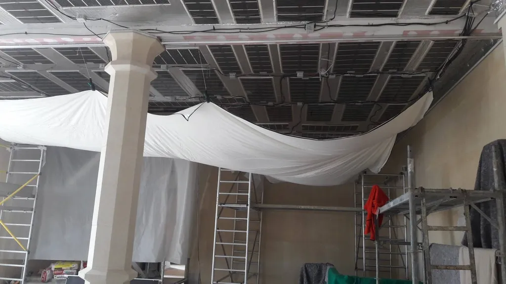 Plafond tendu chauffant rayonnant chai de Réans Gers