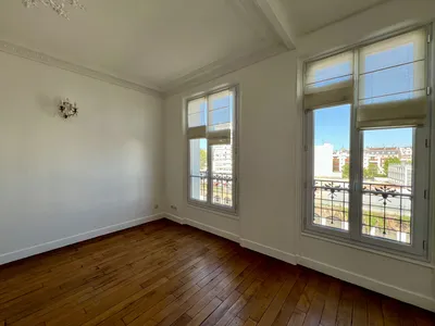 Séjour avec parquet