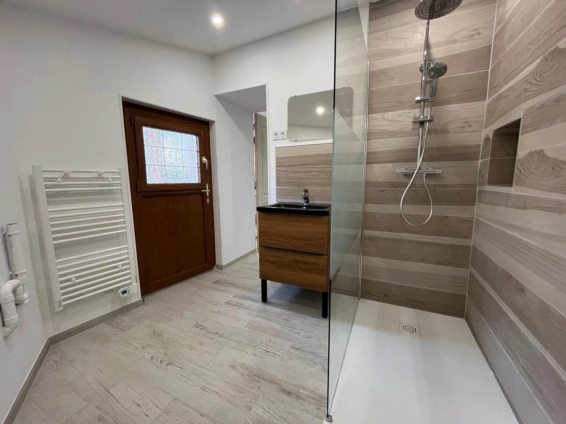 A louer : maison d'environ 88m² en centre-ville de Caudebec-en-Caux