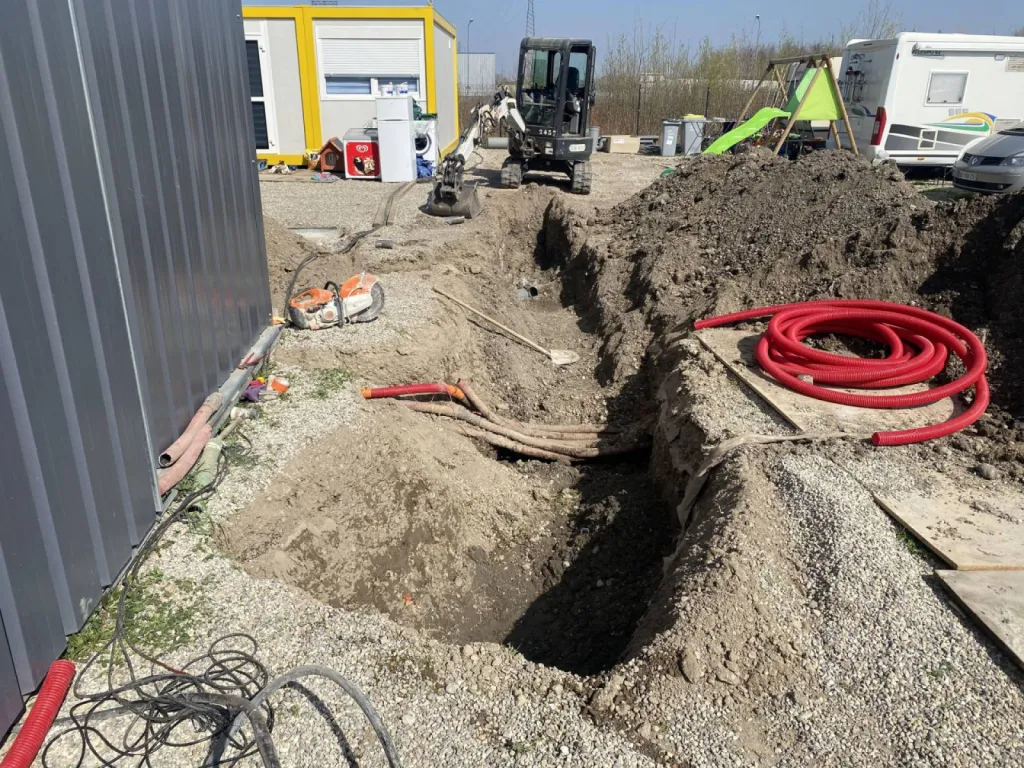 Terrassement pour assainissement à Geispolsheim, près de Strasbourg