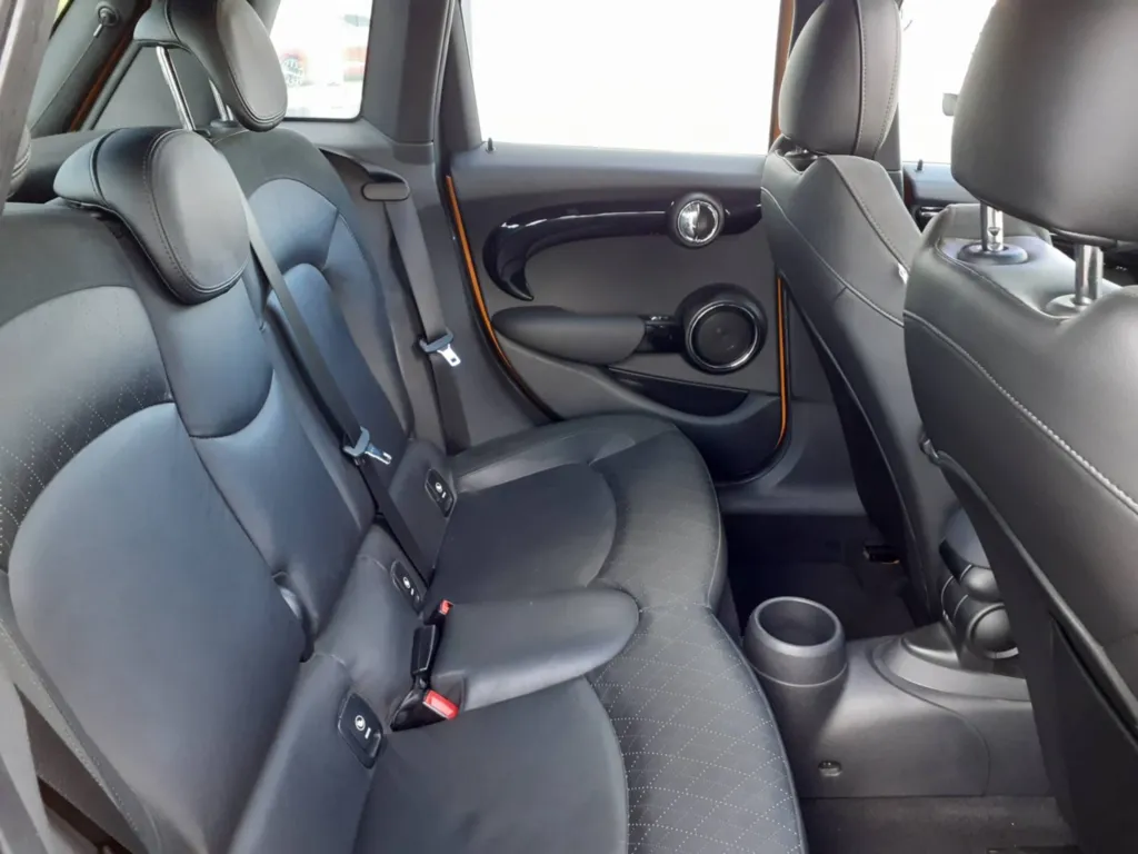 MINI COOPER S OCCASION 192CH 5 PORTES PACK RED HOT CHILI BVA PROCHE DE TOULOUSE EN OCCITANIE