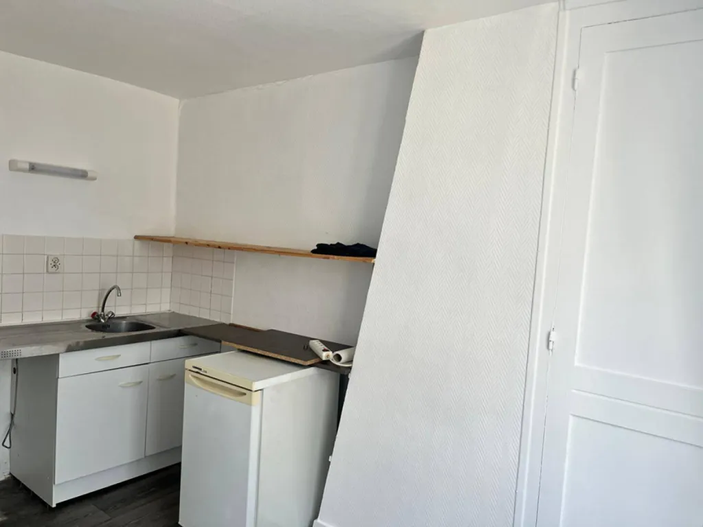 Studio entièrement rénové