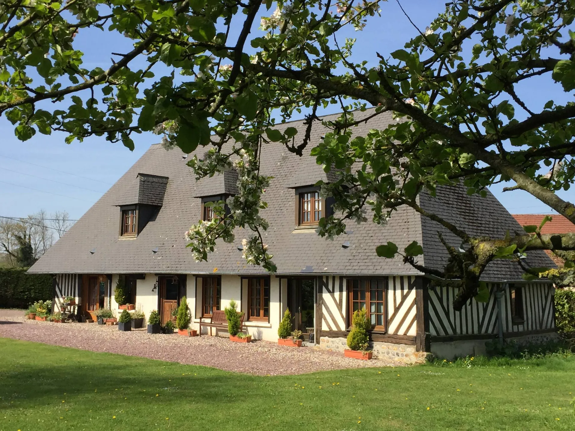 Acheter une maison de charme à 40 minutes de la gare de Bernay Eure 27300