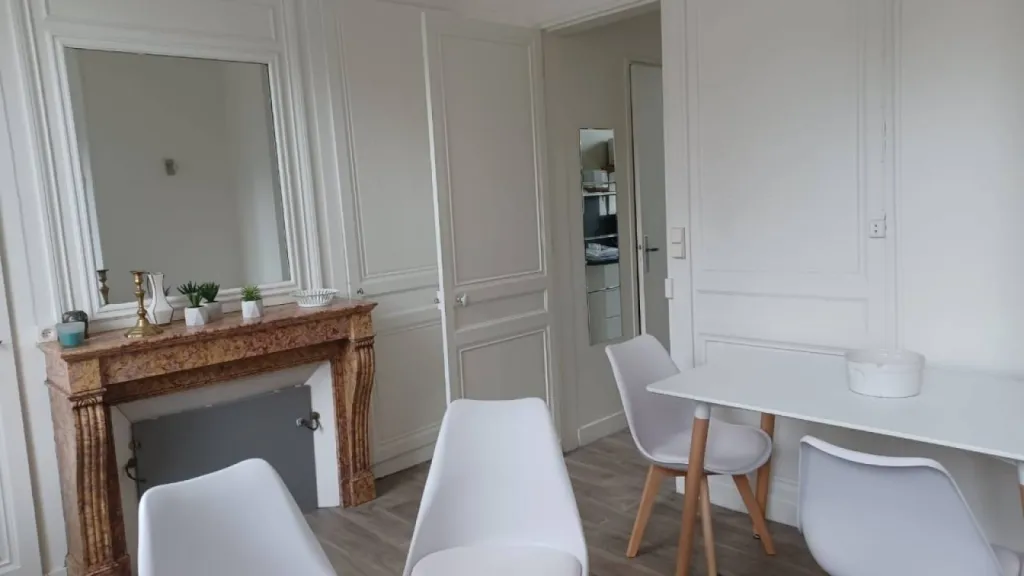 Studio d'une superficie 21,60m²