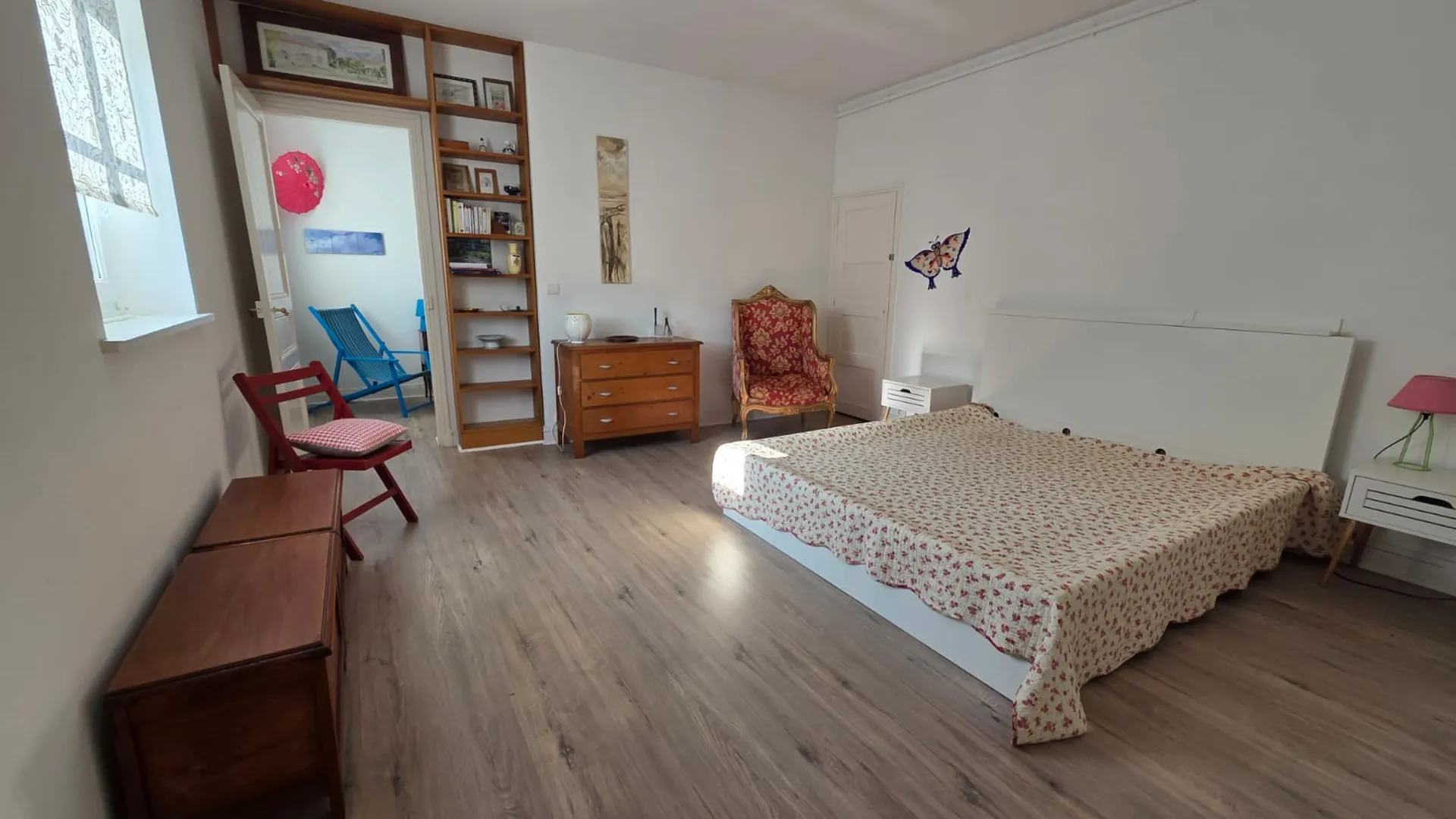 Appartement F3 de 77 m² à proximité immédiate de la plage