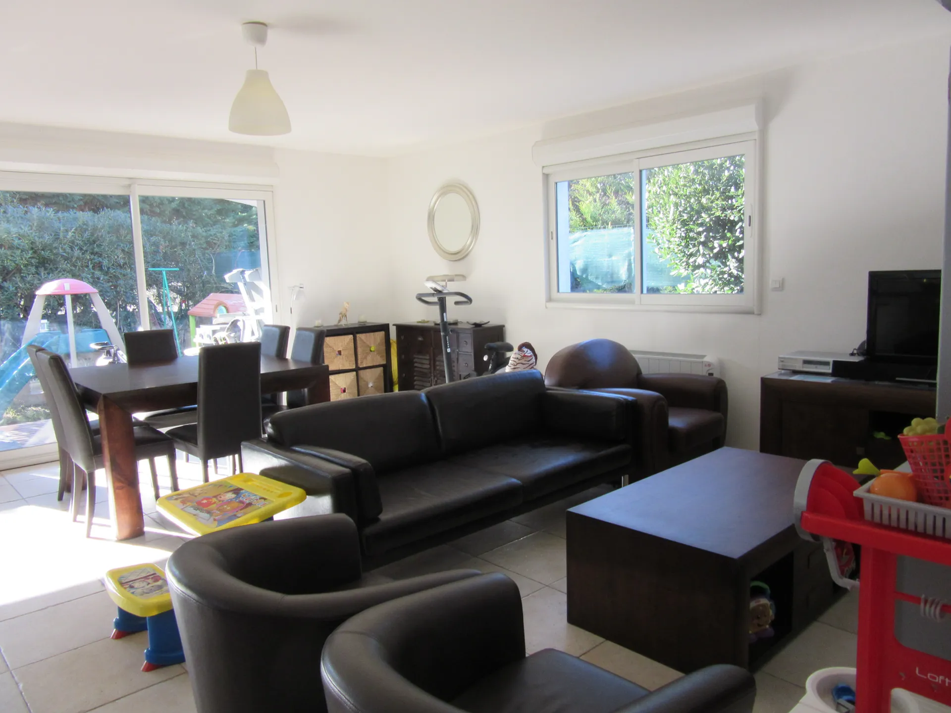 Vente demeure avec 2 logements sur Saint Cyr