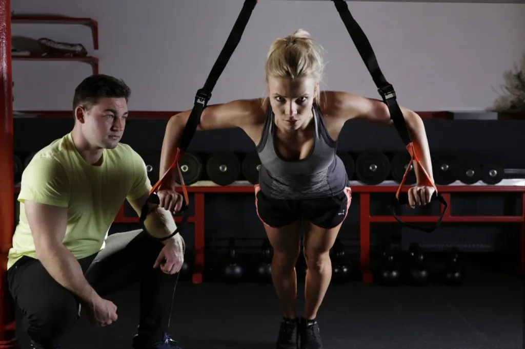 Notre zone d'activité pour ce serviceCoach sportif cours collectif en salle de sport et Hyrox