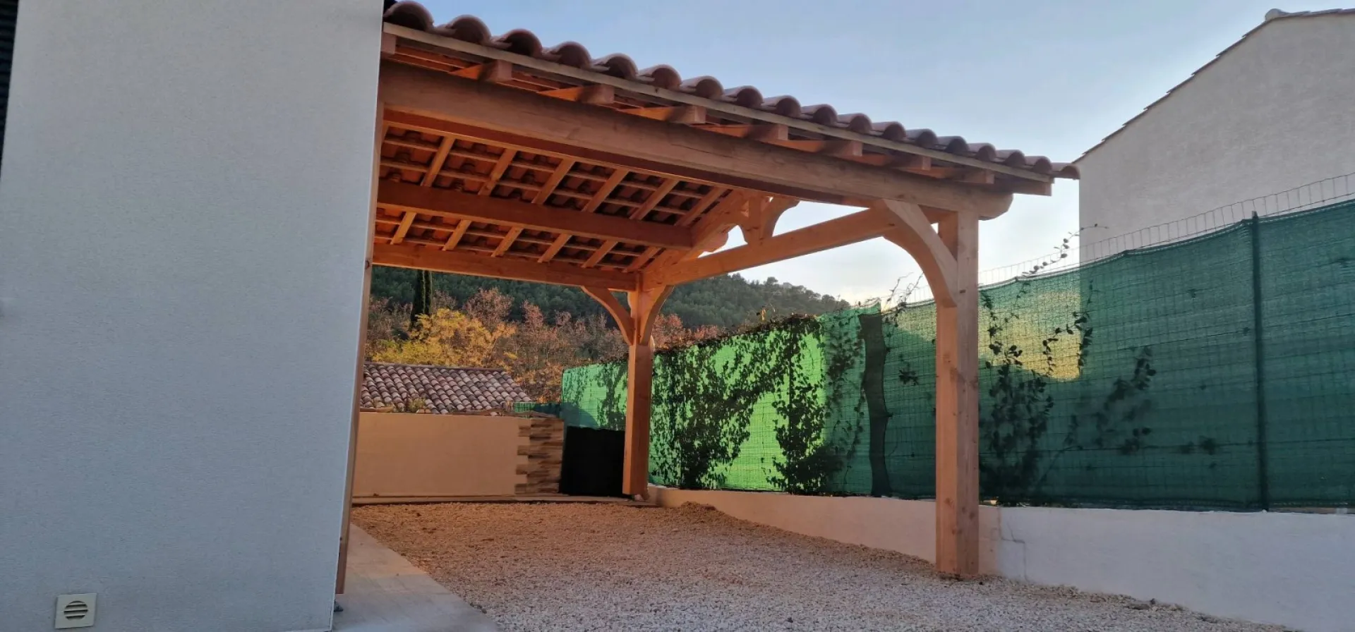 Conception d'un Carport bois adossé au Castellet Var 83