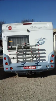 burstner avec porte vélo et attelage a grans 13450