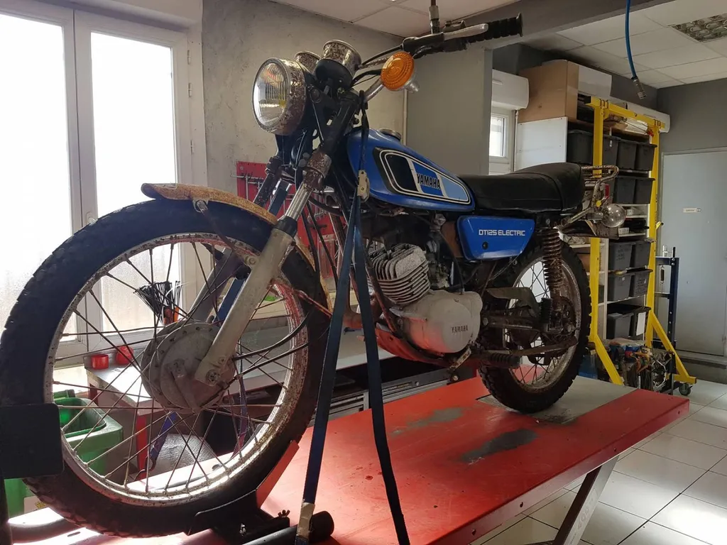 RESTAURATION YAMAHA DTE 125 DE 1977 BANDOL