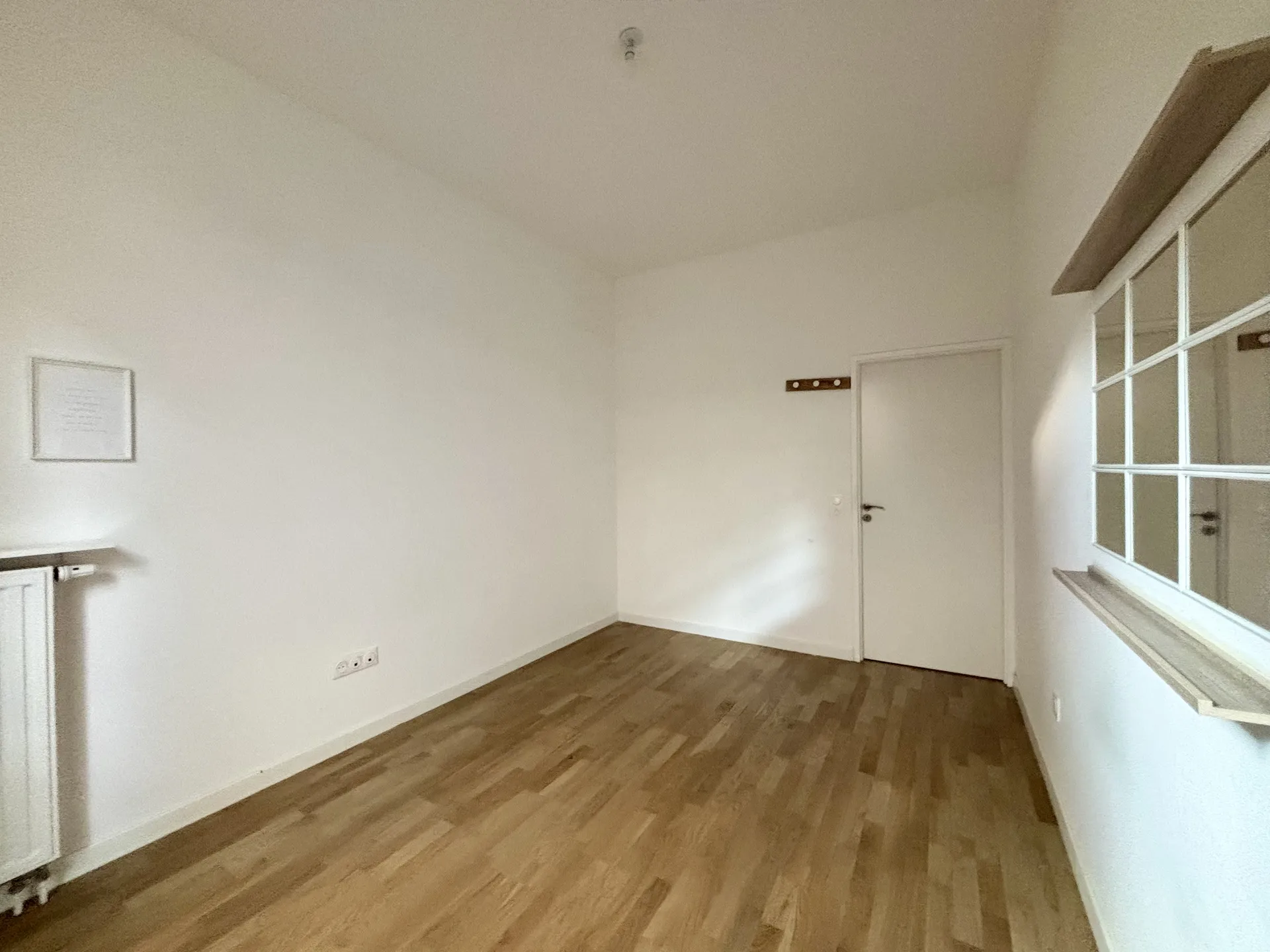 Magnifique appartement 2  pièces de 42M² habitable extrêmement bien agencé à Saint-Germain-en-Laye.