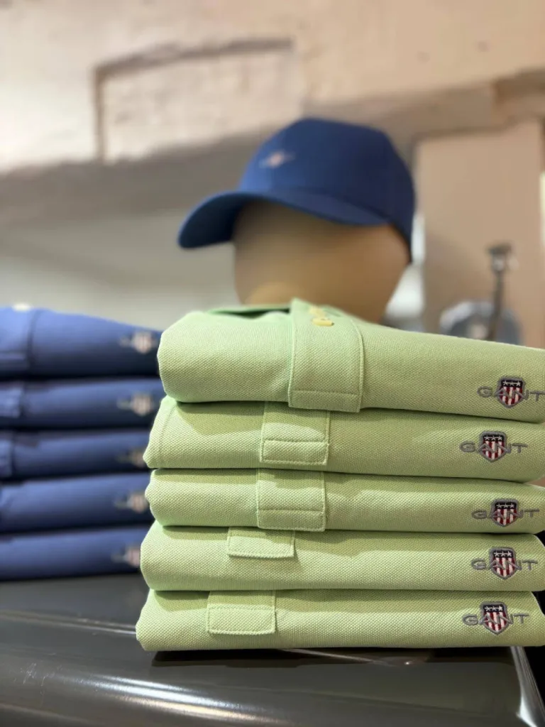 Où acheter le polo GANT Regular Fit en coton piqué Shield en Seine-Maritime ? Découvrez-le chez La Suite by Urban Chic à Dieppe