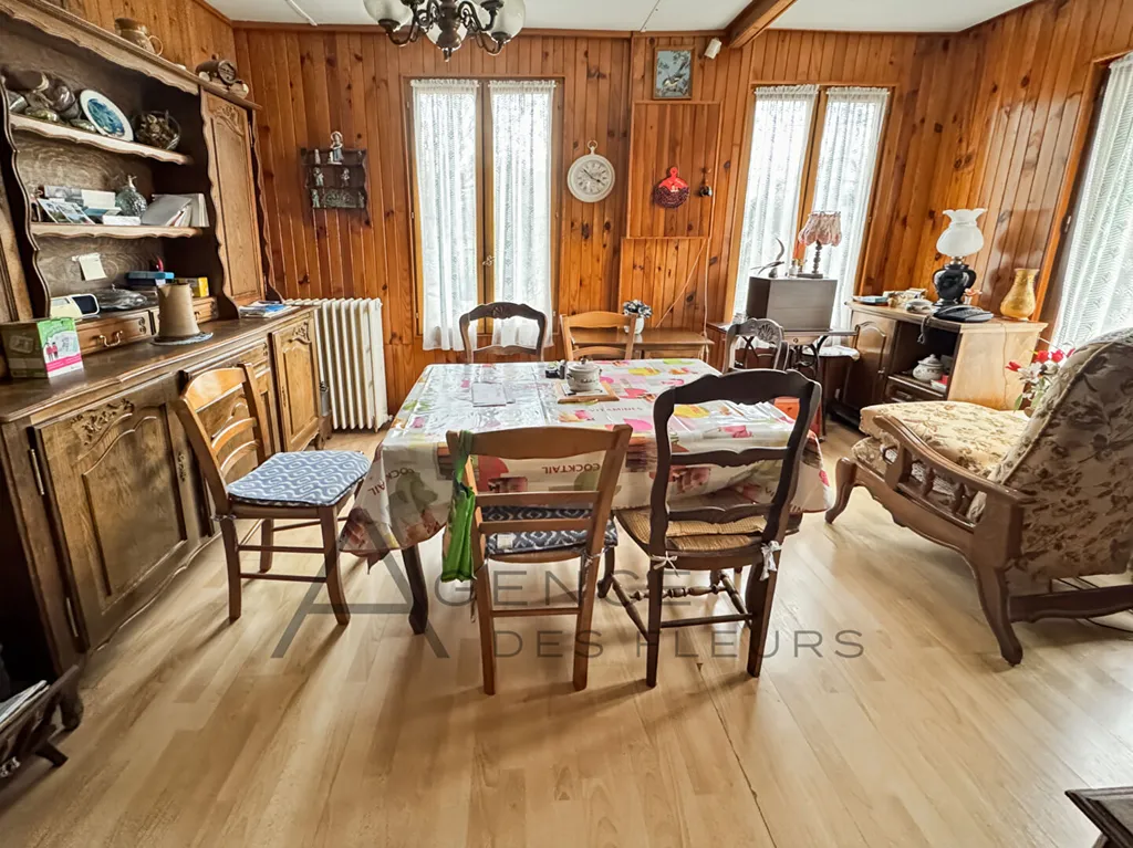 A vendre maison ancienne à rénover 78 m² sur un terrain de 472 m² sur la commune de Saint-Aubin-les-Elbeuf 76410