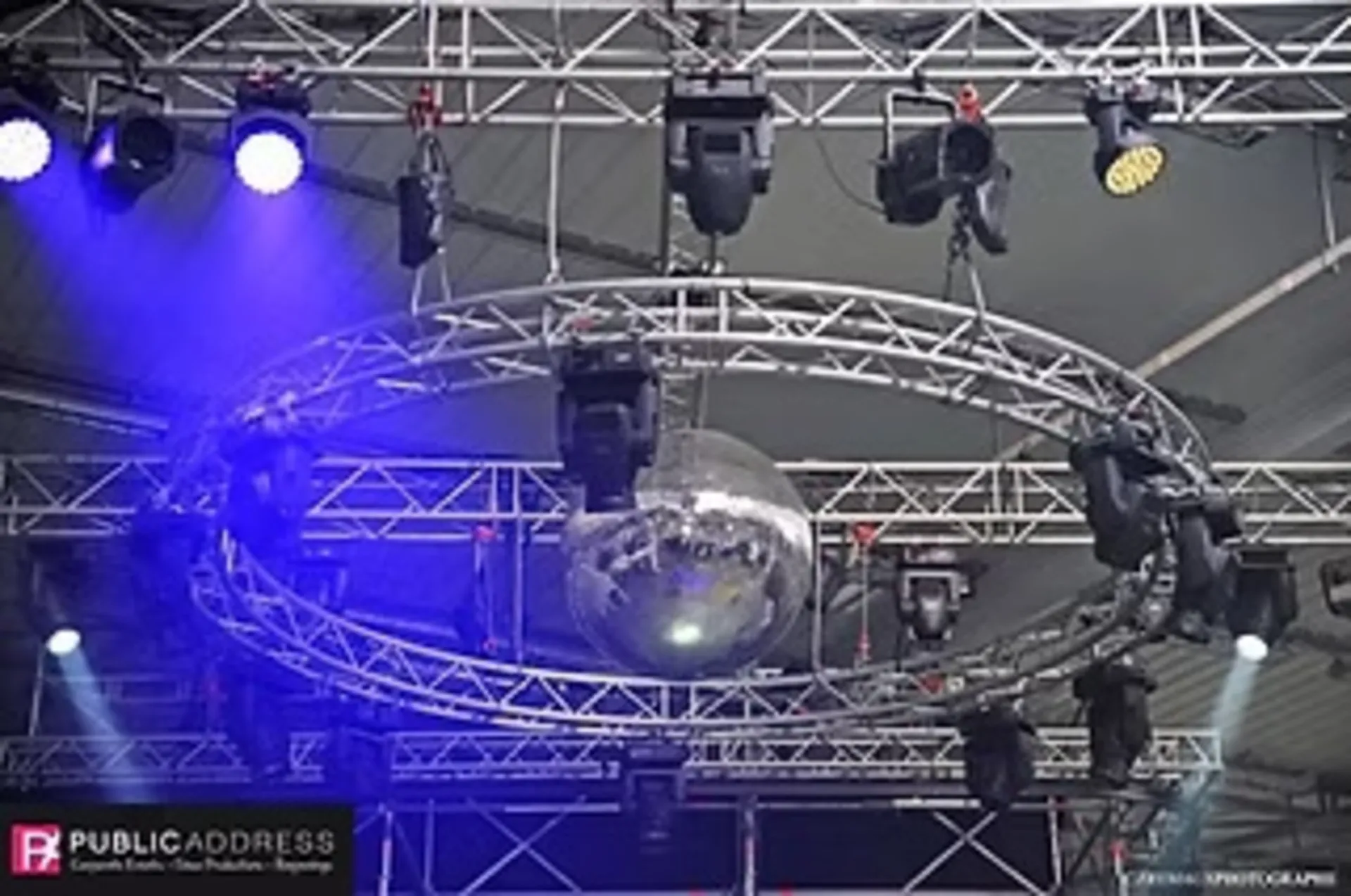 CERCLE STRUCTURE TRIO 8M HAUTEUR 4M