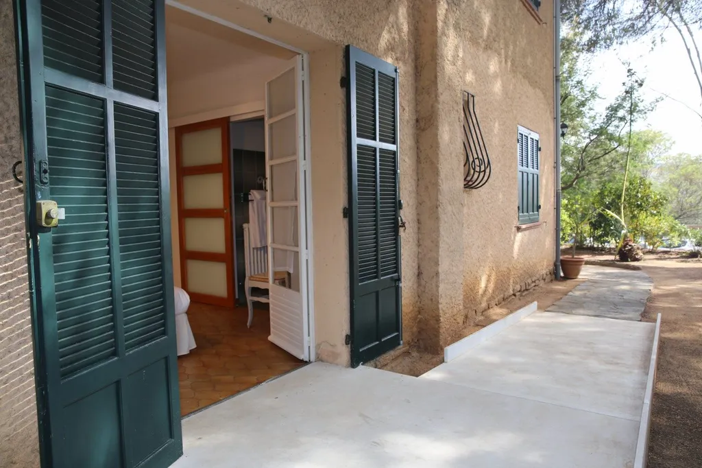 Ch V4 terrasse HDLP Bormes les Mimosas