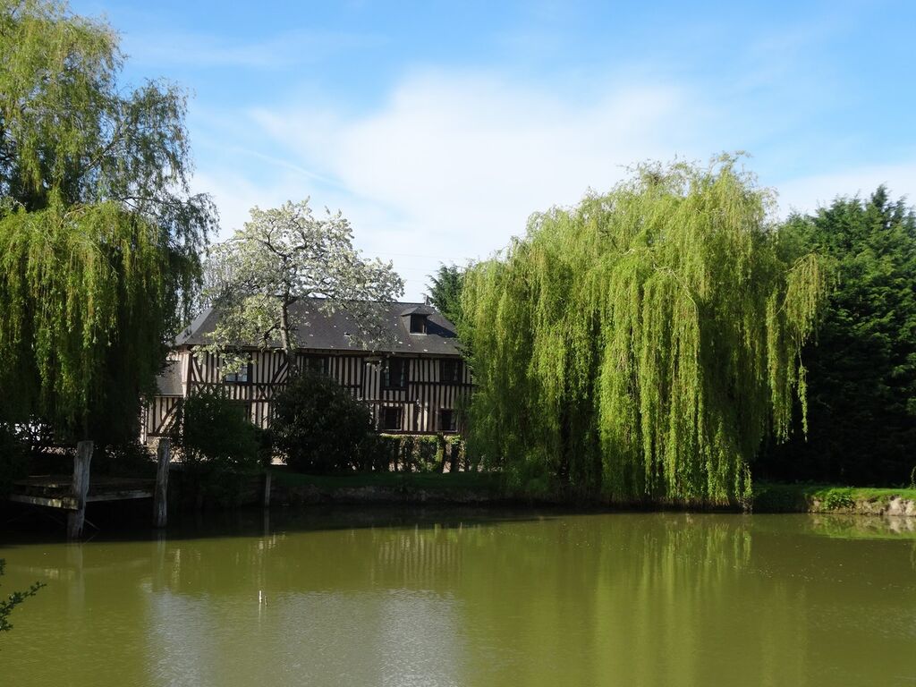 MAISON NORMANDE proche PONT L'EVEQUE